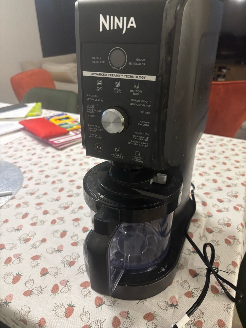 Ninja creami deluxe XL 11 in 1, including 2 pints